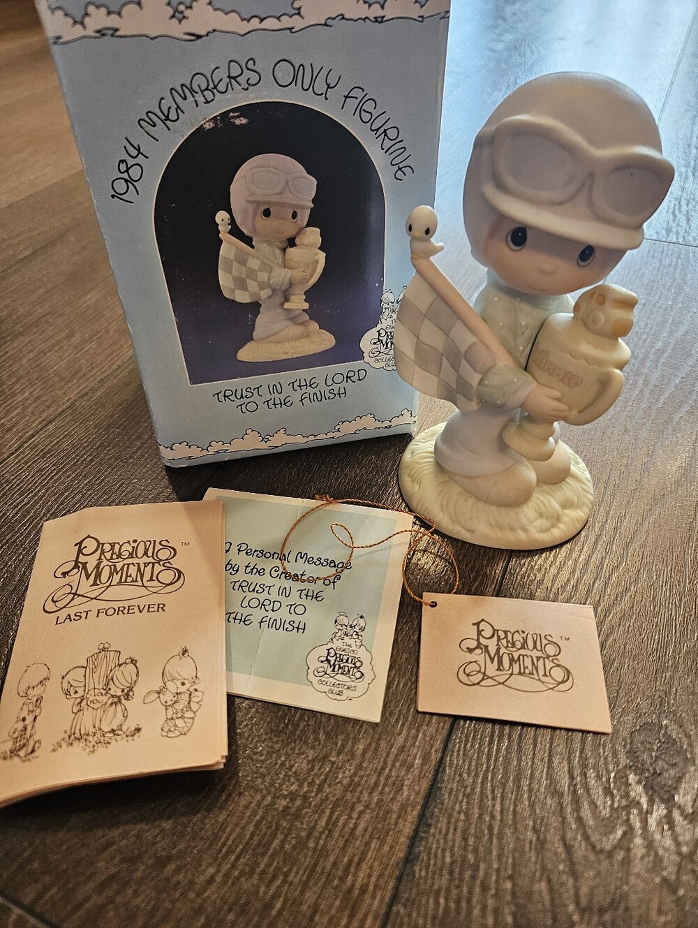 Vintage 1984 Precious Moments Trust in the Lord Figurine PM842 Box & Tags